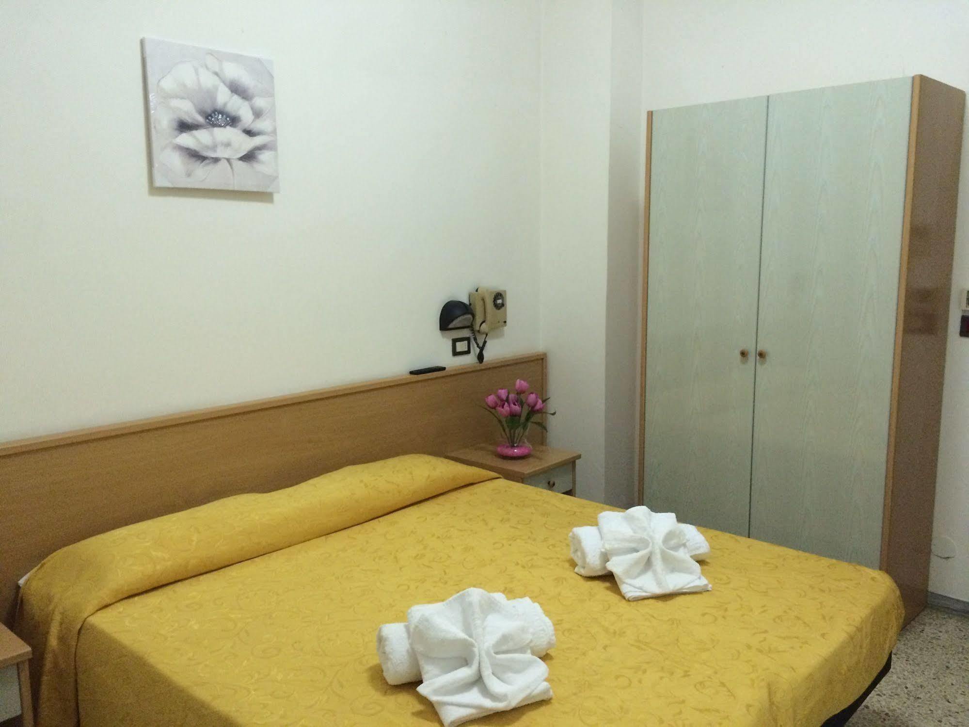 Hotel Euromar Rimini Exterior foto